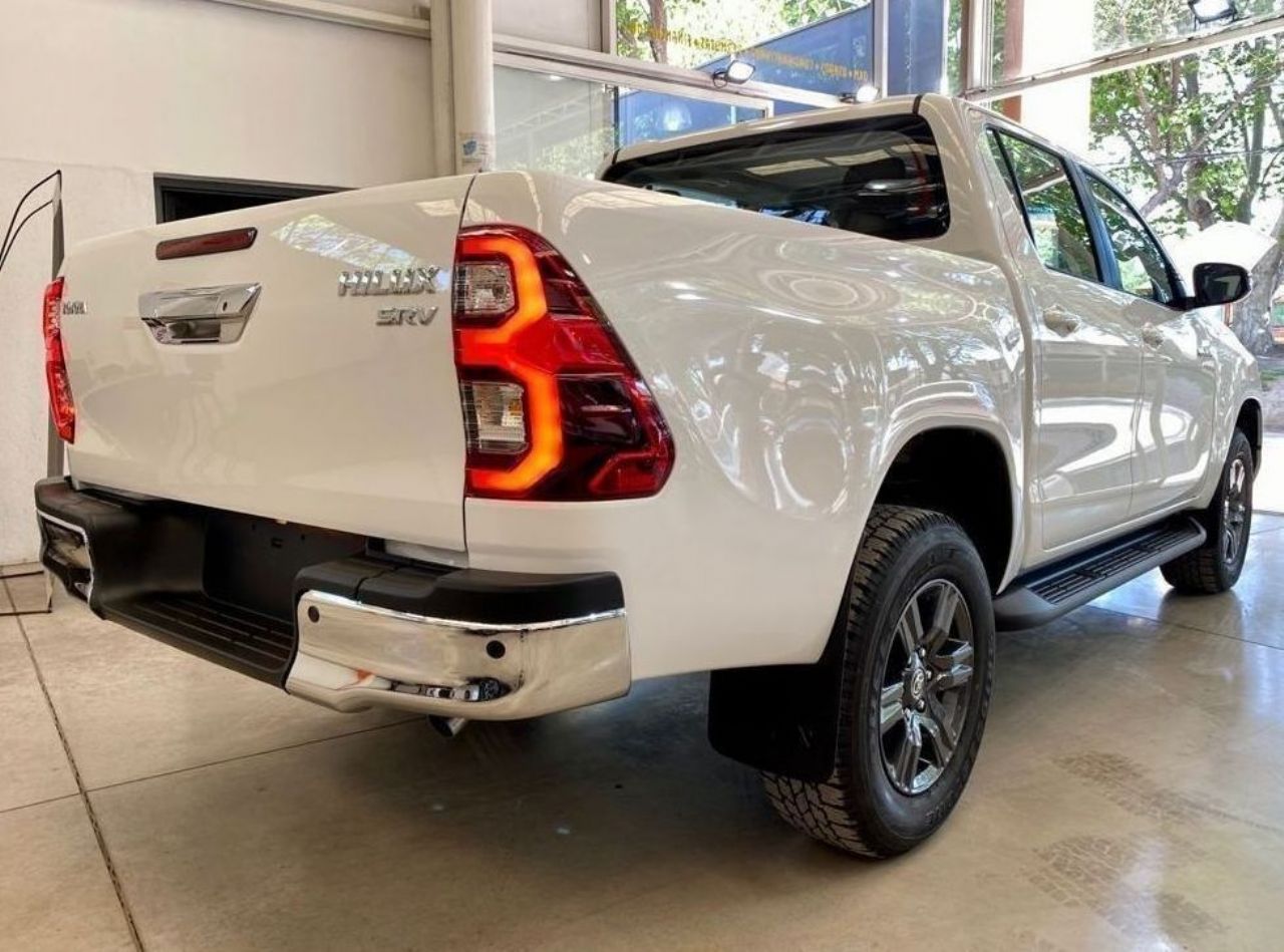 Toyota Hilux Nueva en Mendoza, deRuedas