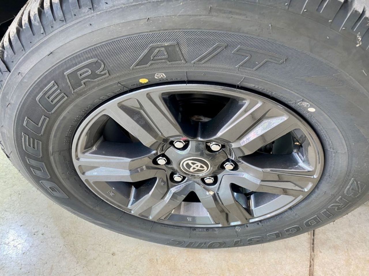 Toyota Hilux Nueva en Mendoza, deRuedas