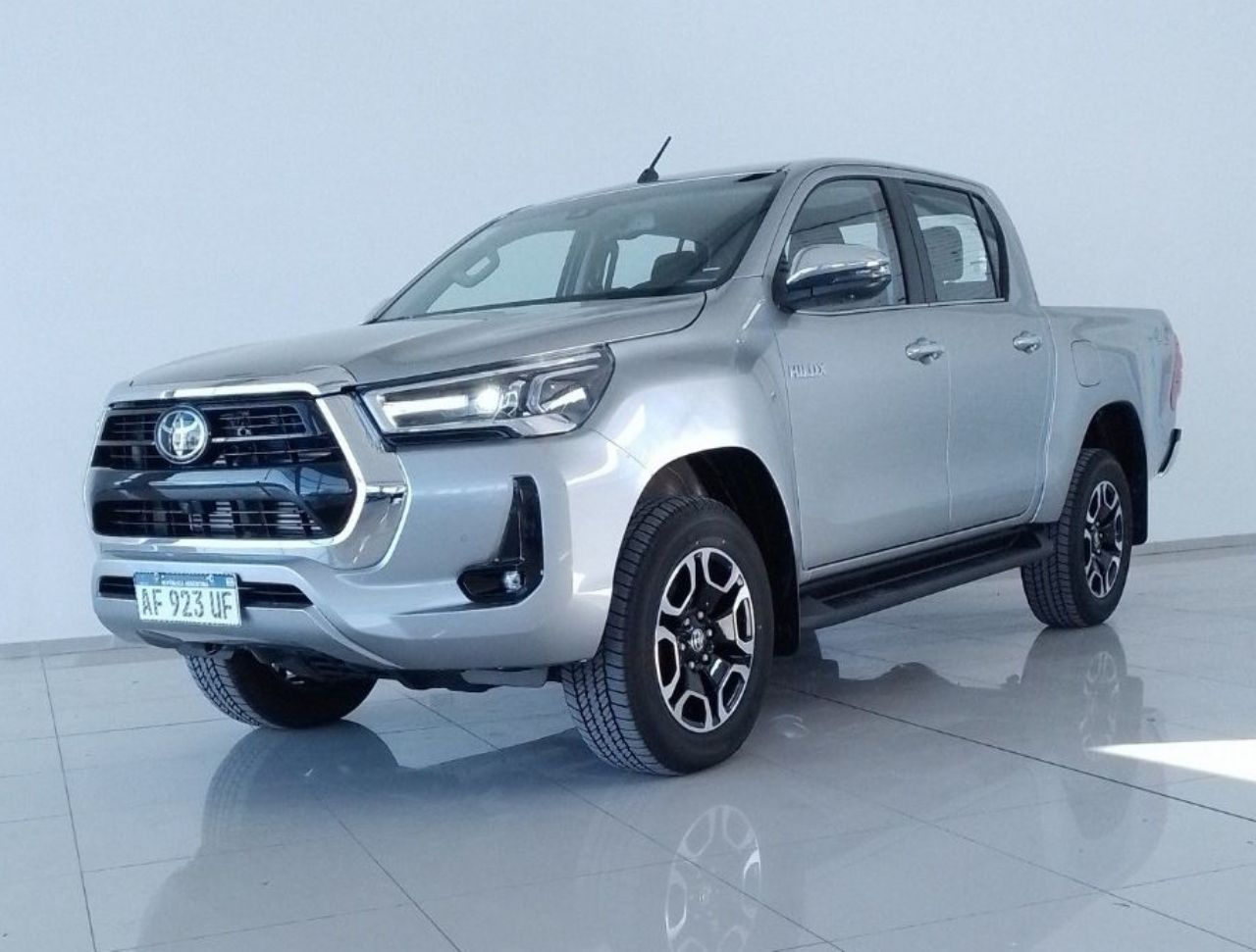 Toyota Hilux Nueva en Mendoza, deRuedas