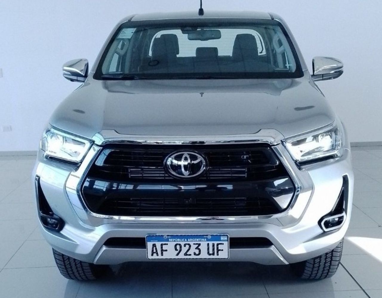 Toyota Hilux Nueva en Mendoza, deRuedas