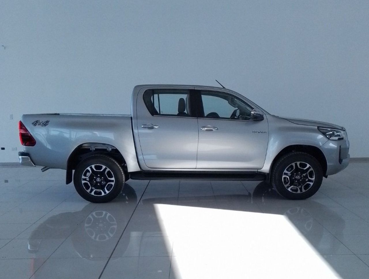 Toyota Hilux Nueva en Mendoza, deRuedas