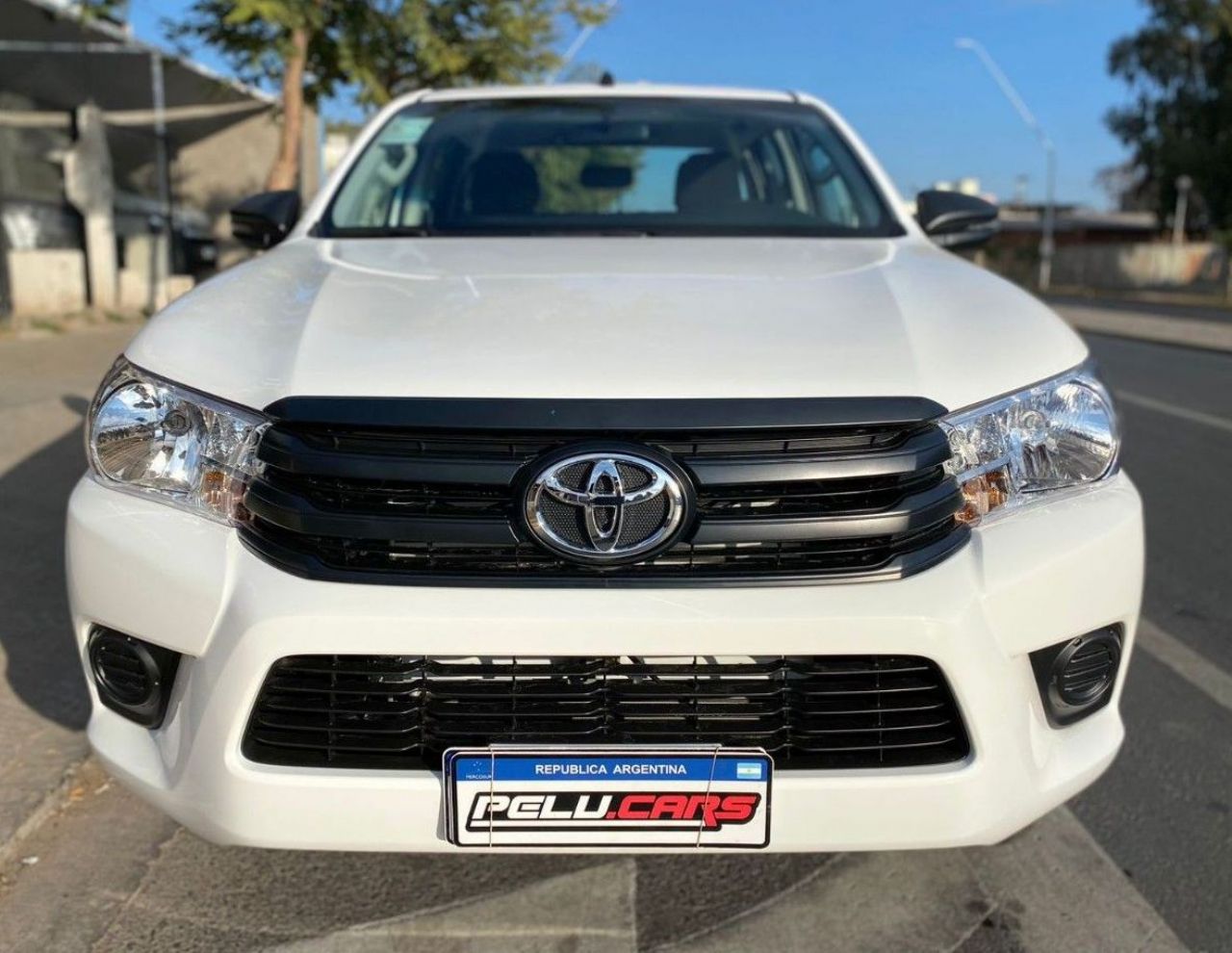 Toyota Hilux Nueva en San Juan, deRuedas