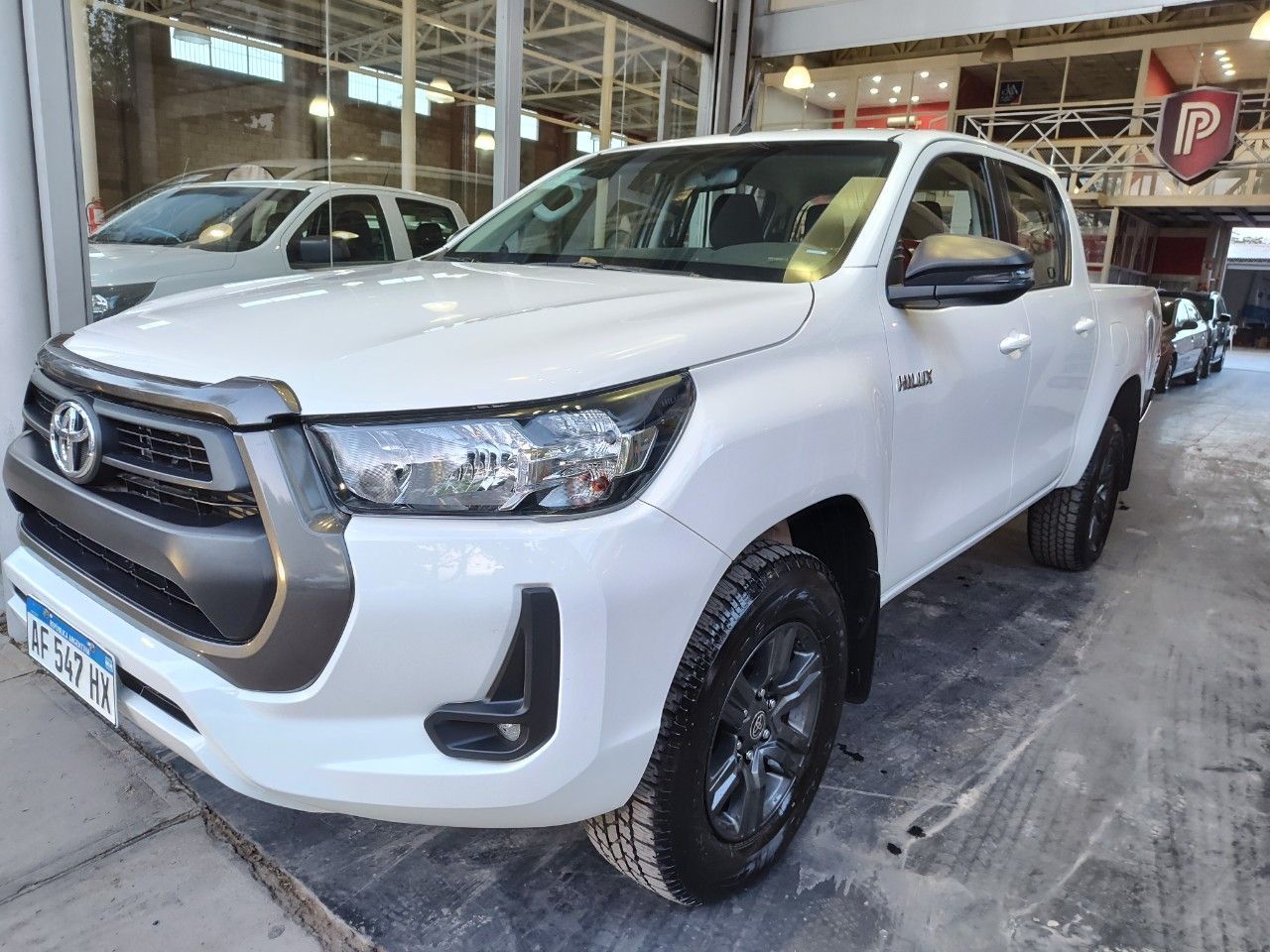 Toyota Hilux Nueva en Mendoza, deRuedas