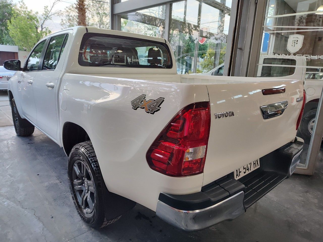 Toyota Hilux Nueva en Mendoza, deRuedas