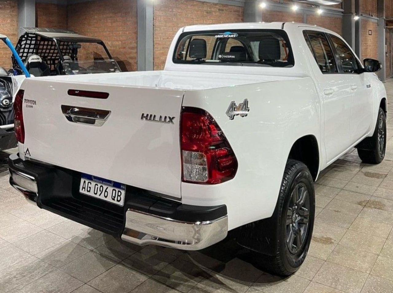 Toyota Hilux Nueva en San Juan, deRuedas