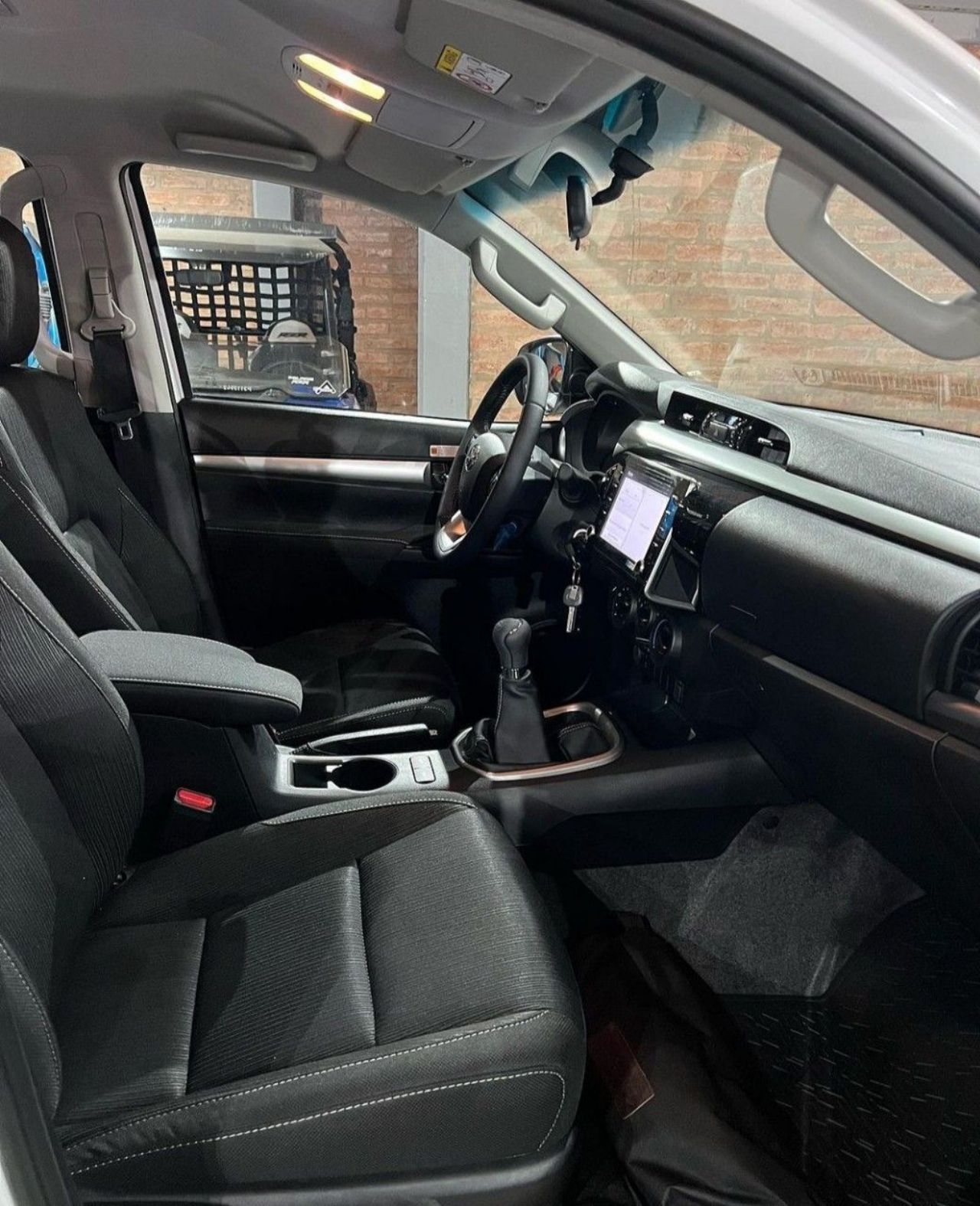 Toyota Hilux Nueva en San Juan, deRuedas