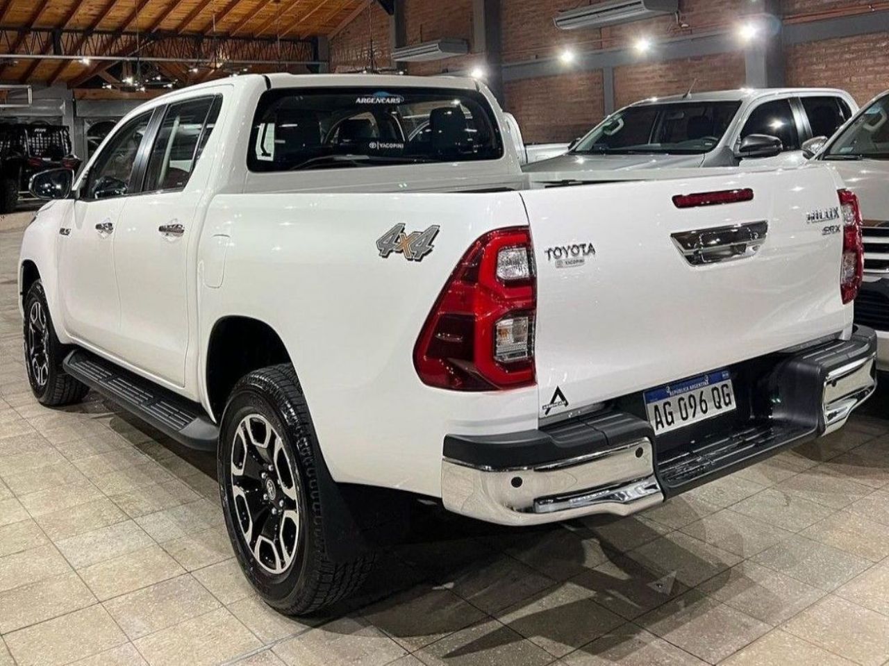 Toyota Hilux Nueva en San Juan, deRuedas