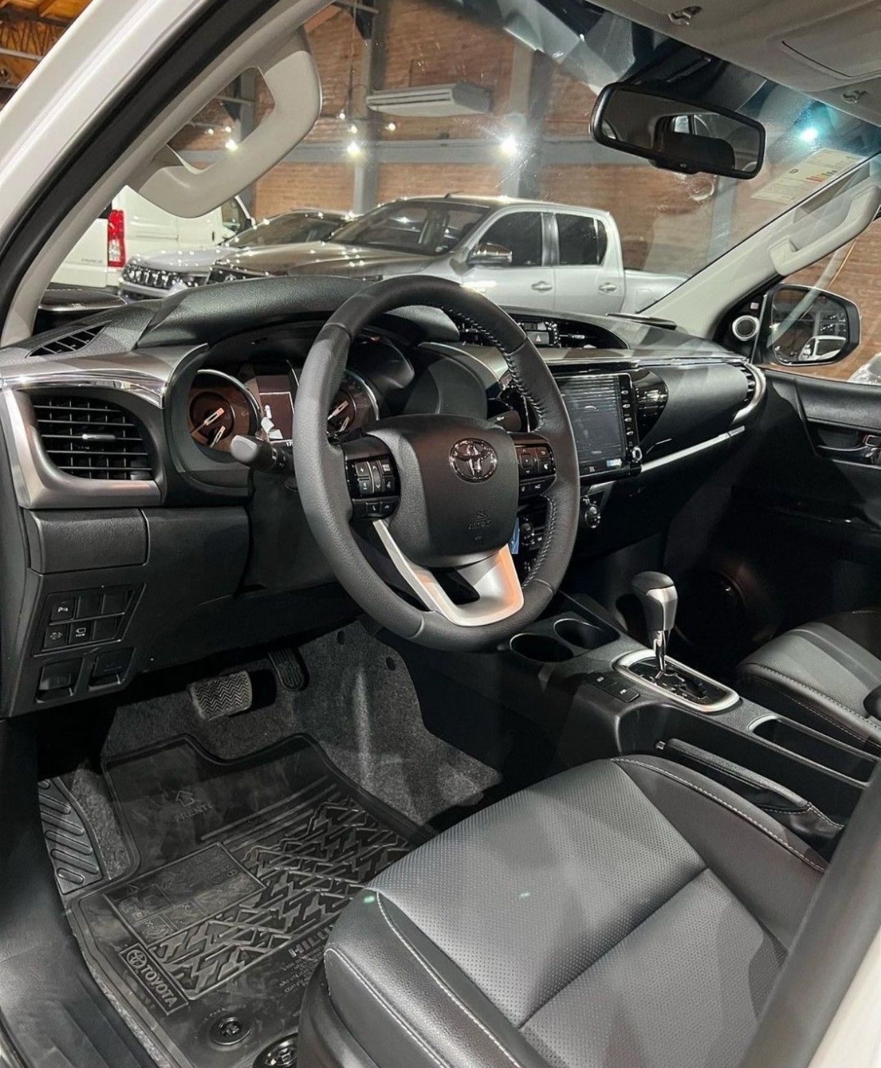 Toyota Hilux Nueva en San Juan, deRuedas