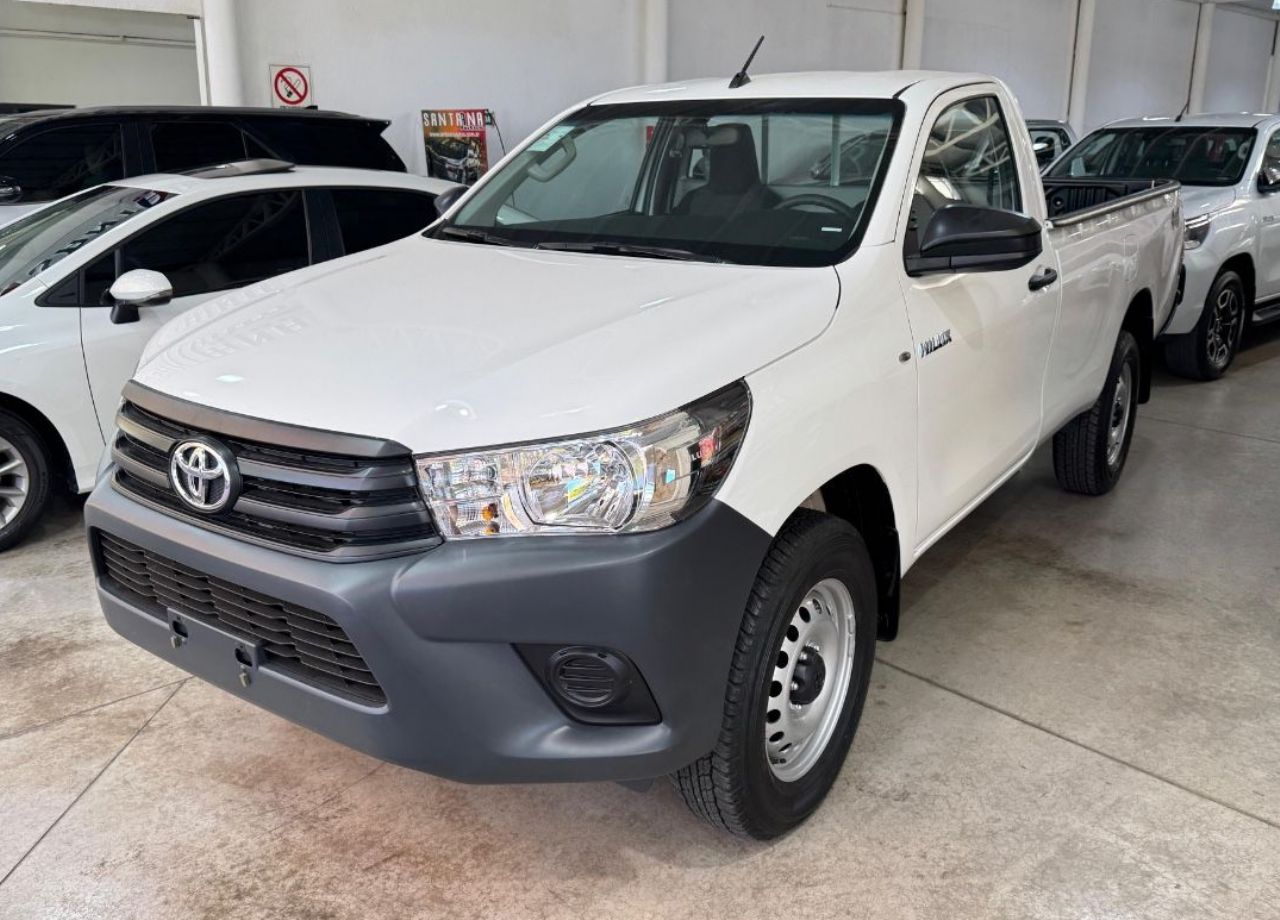 Toyota Hilux Nueva Financiado en Mendoza, deRuedas