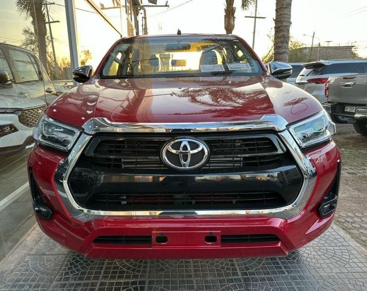 Toyota Hilux Nueva en San Juan, deRuedas