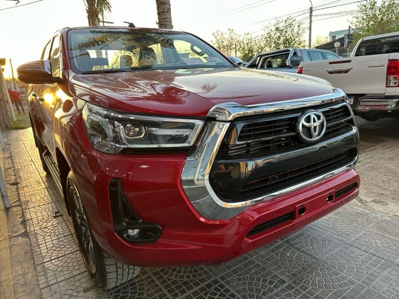 Toyota Hilux Nueva en San Juan, deRuedas