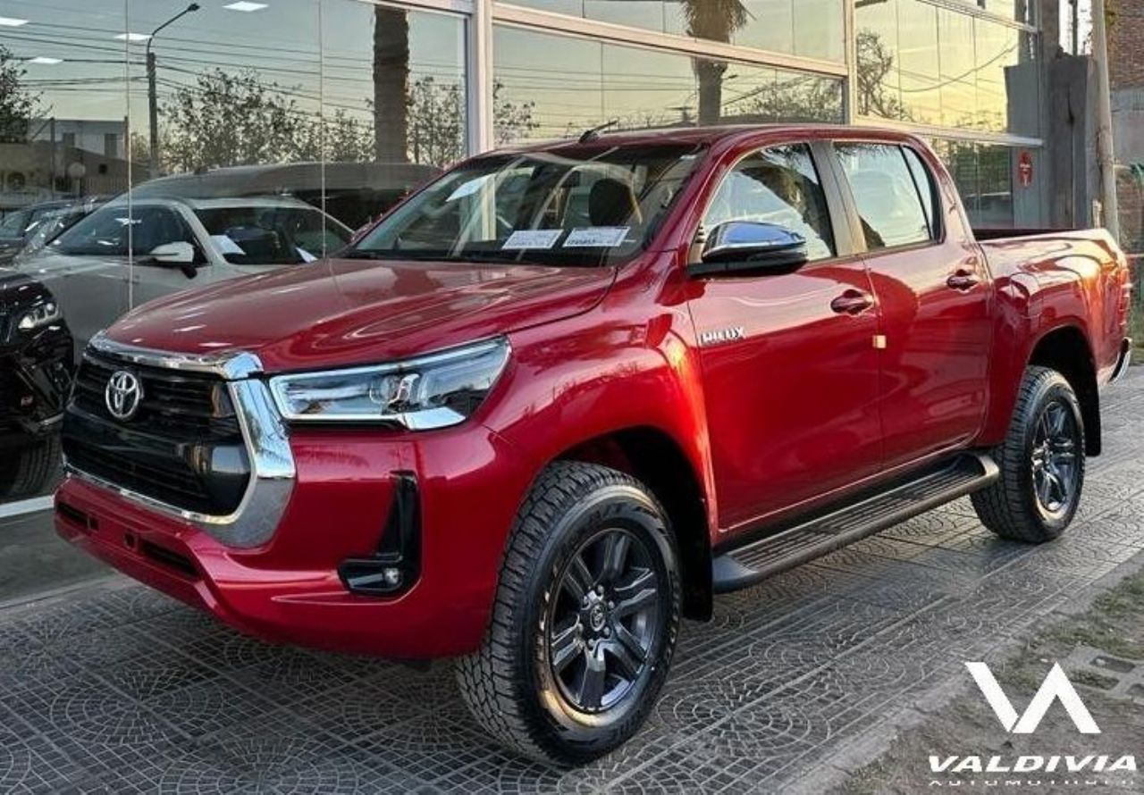 Toyota Hilux Nueva en San Juan, deRuedas