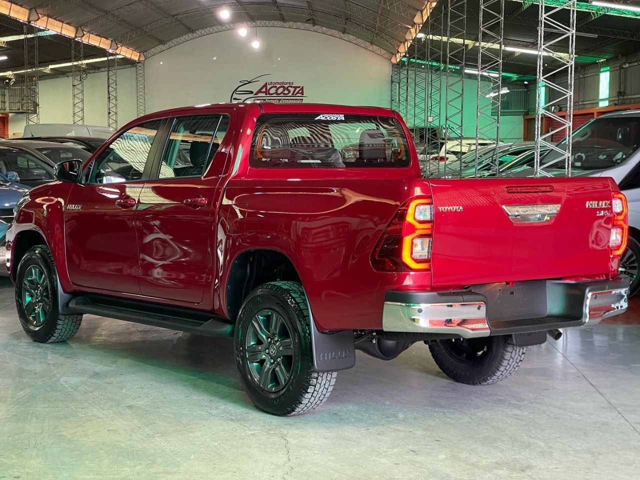 Toyota Hilux Nueva en San Juan, deRuedas