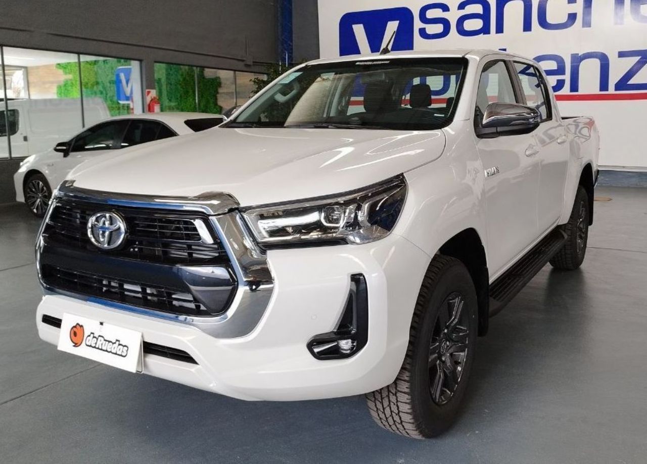 Toyota Hilux Nueva en Mendoza, deRuedas