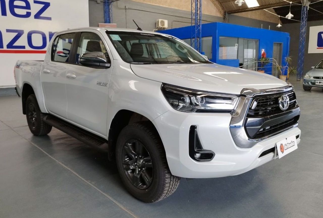 Toyota Hilux Nueva en Mendoza, deRuedas