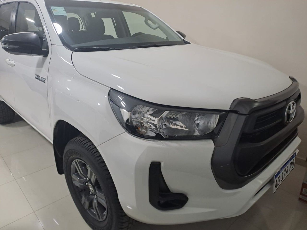 Toyota Hilux Nueva en Mendoza, deRuedas