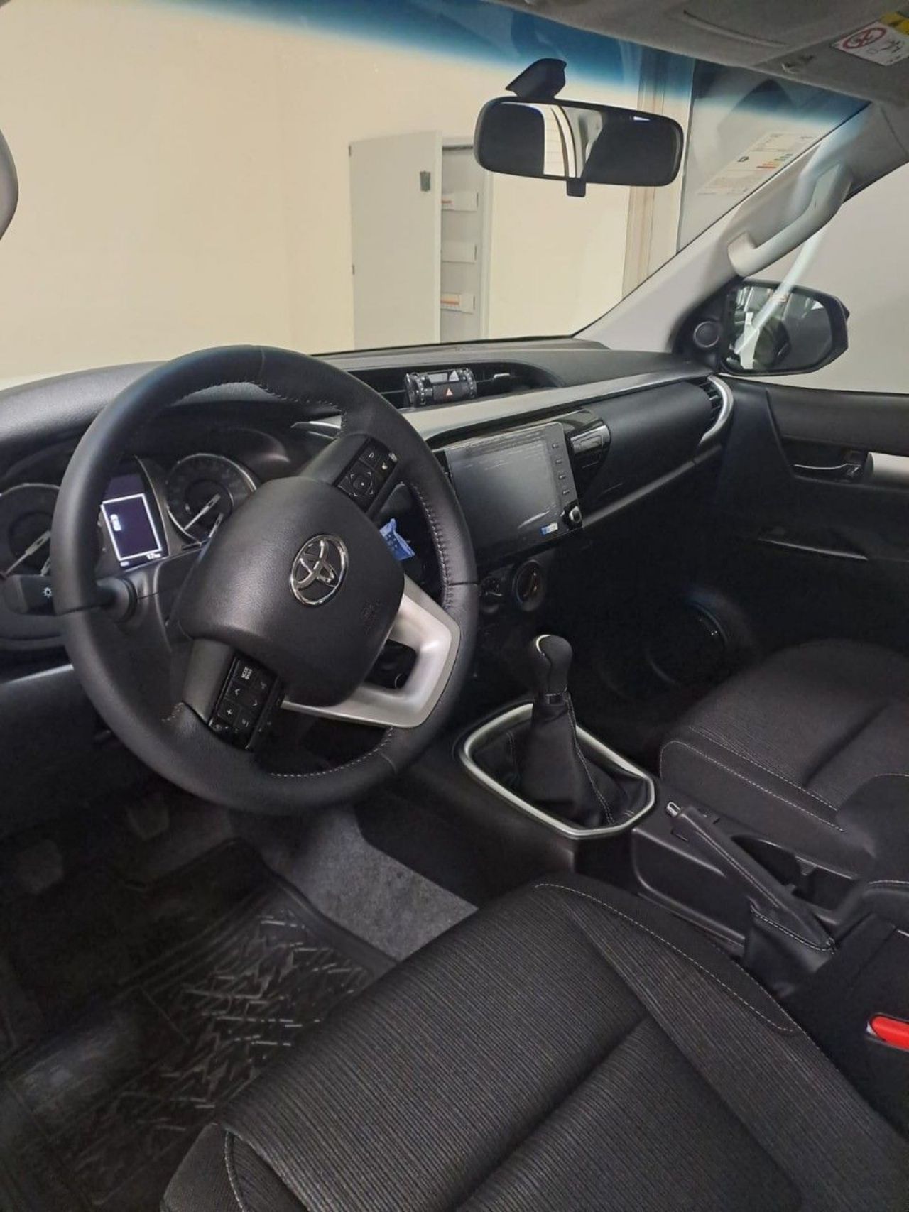 Toyota Hilux Nueva en Mendoza, deRuedas
