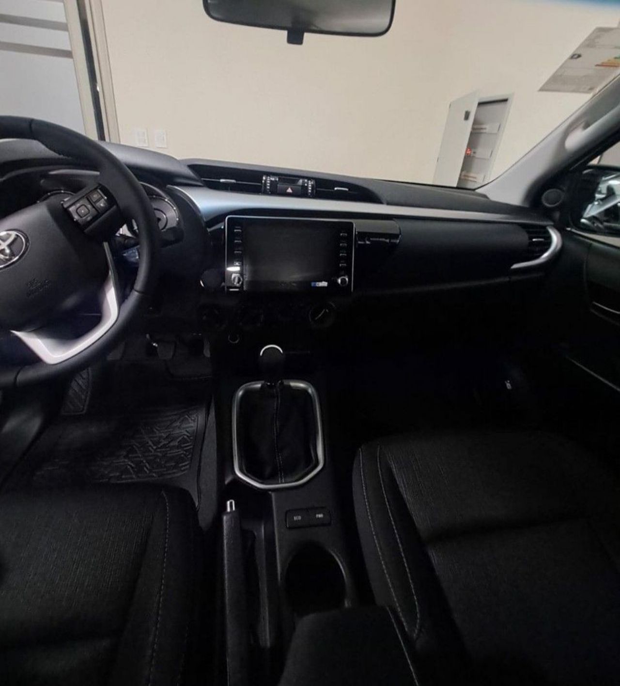 Toyota Hilux Nueva en Mendoza, deRuedas