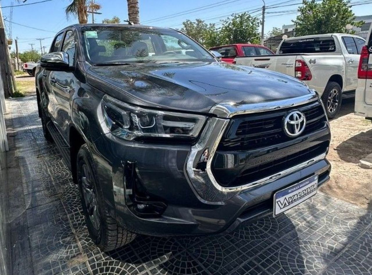 Toyota Hilux Nueva Financiado en San Juan, deRuedas
