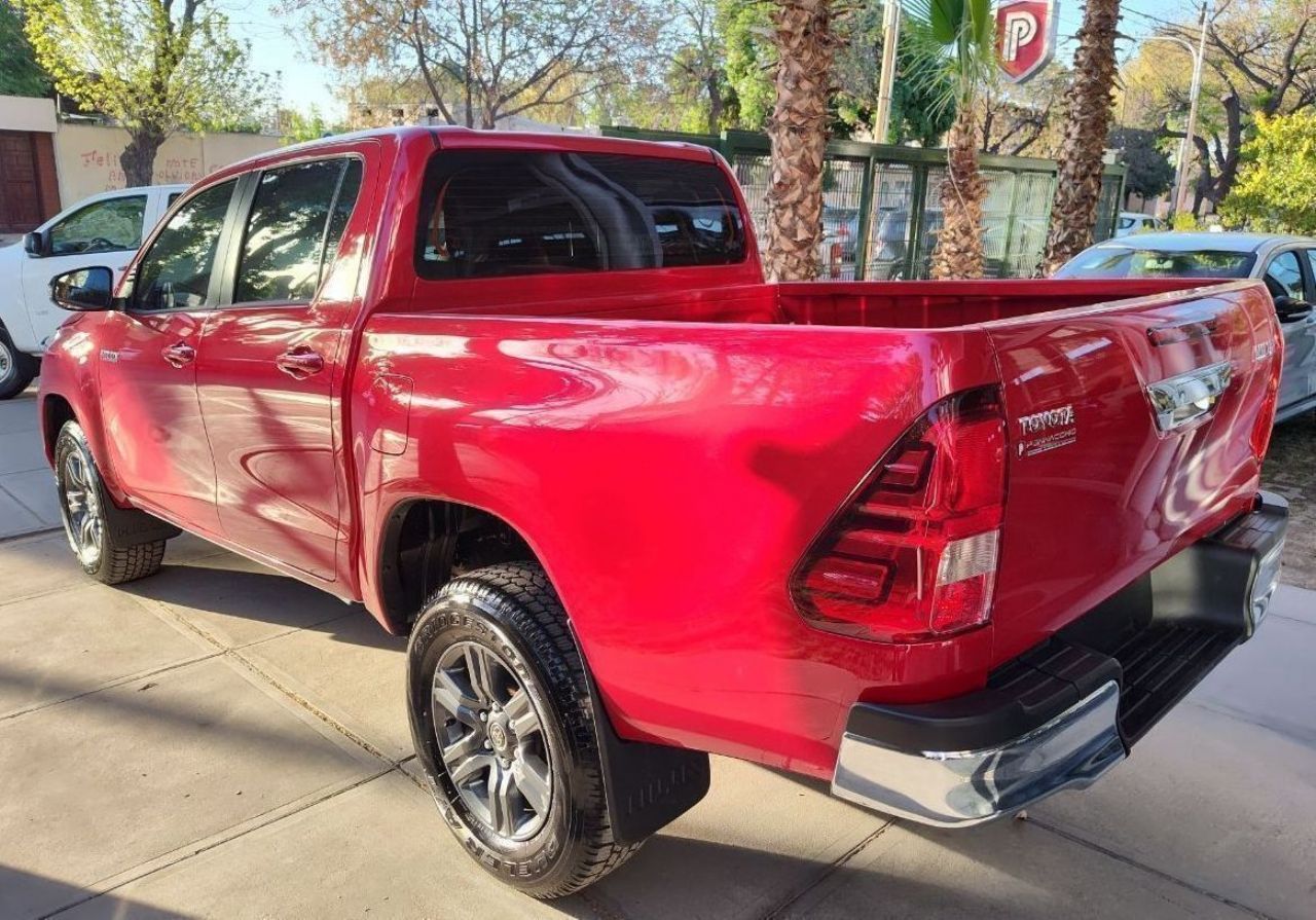 Toyota Hilux Nueva en Mendoza, deRuedas