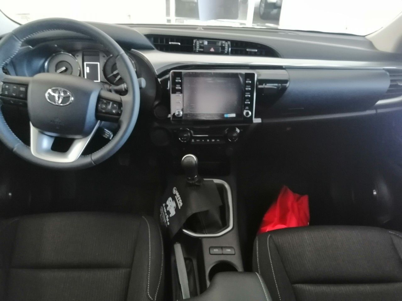 Toyota Hilux Nueva en Mendoza, deRuedas