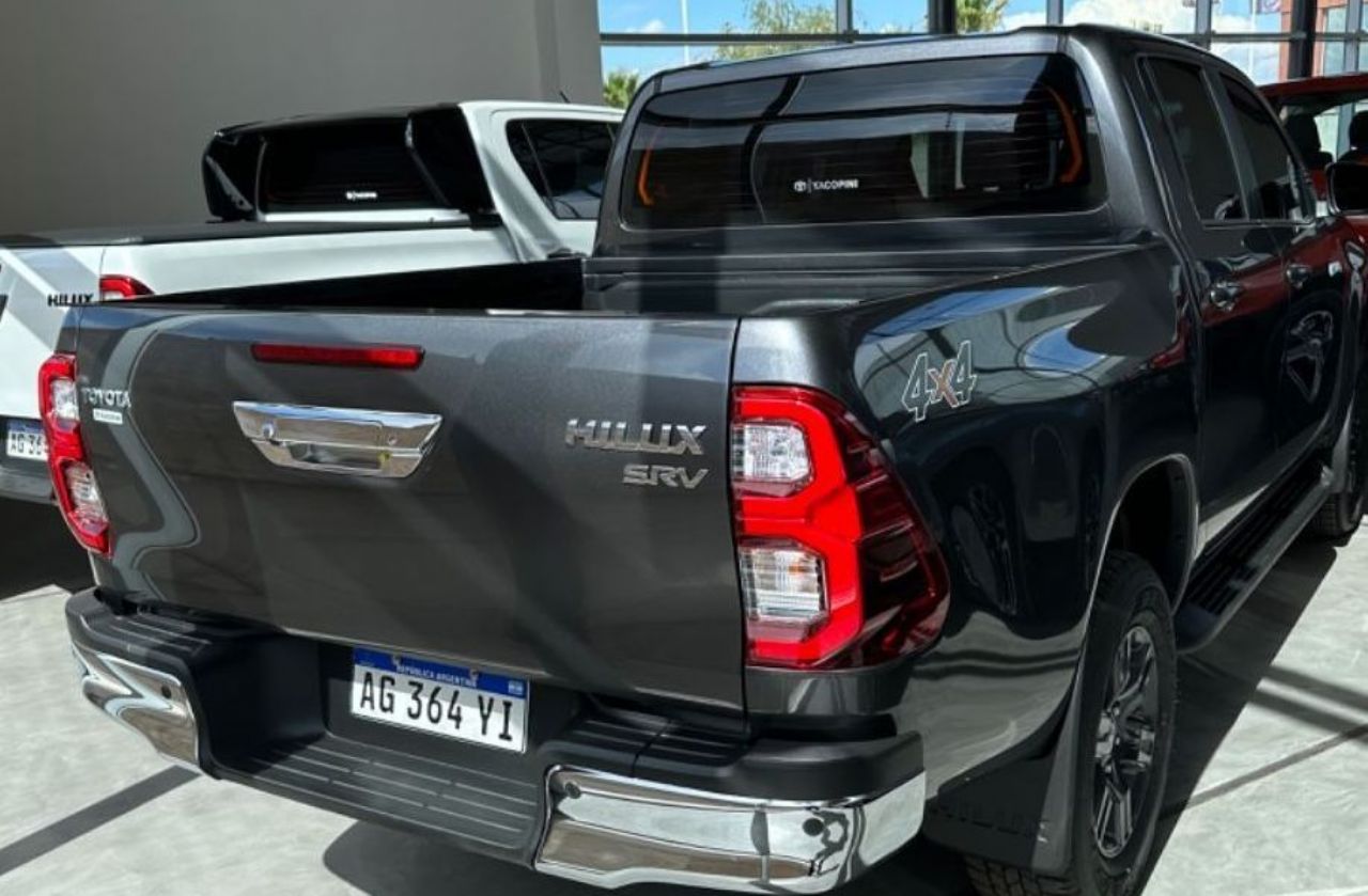 Toyota Hilux Nueva en Mendoza, deRuedas