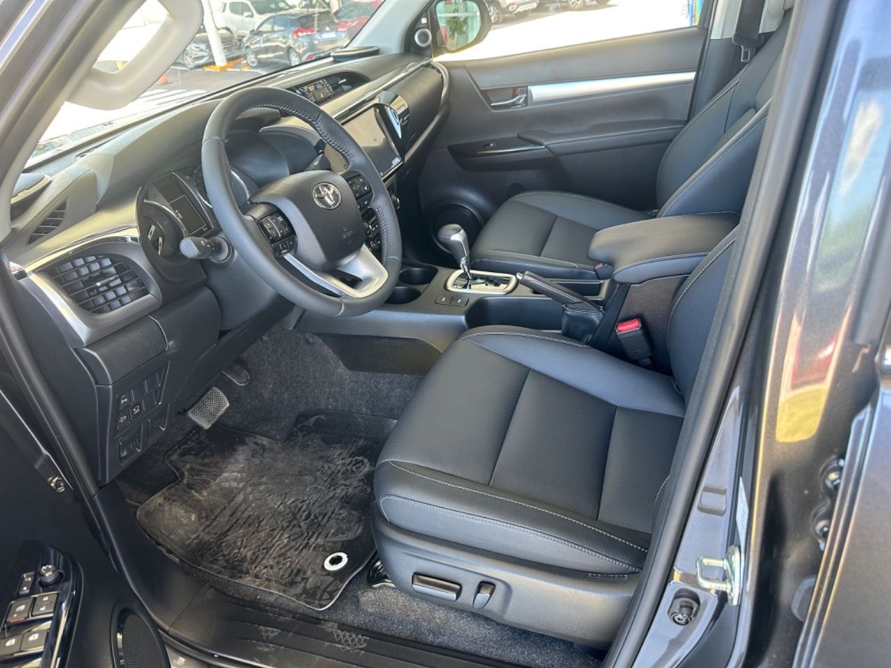 Toyota Hilux Nueva en Mendoza, deRuedas