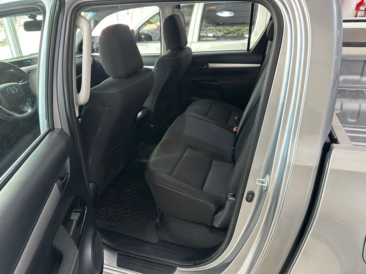 Toyota Hilux Nueva Financiado en Mendoza, deRuedas