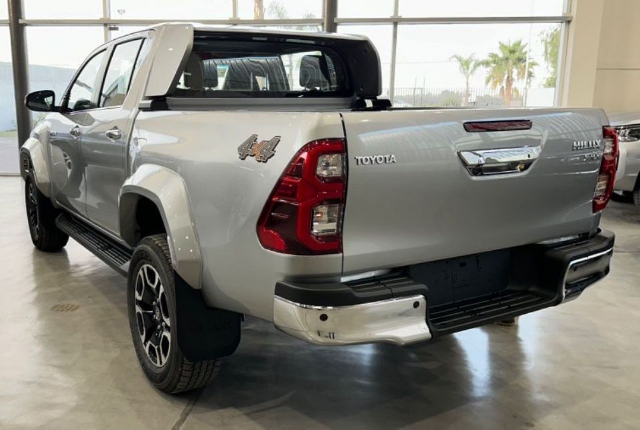 Toyota Hilux Nueva Financiado en Mendoza, deRuedas