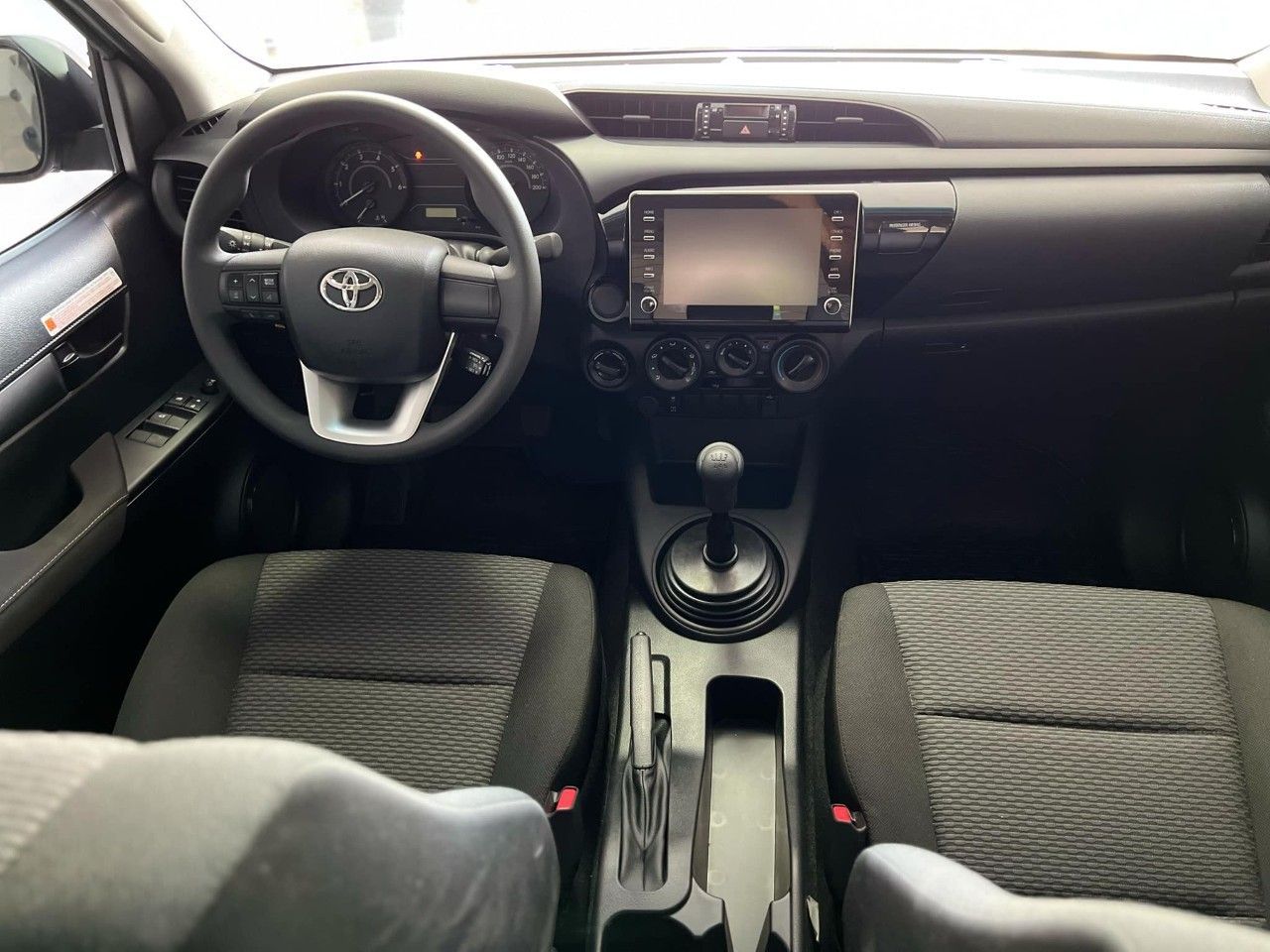 Toyota Hilux Nueva en Mendoza, deRuedas
