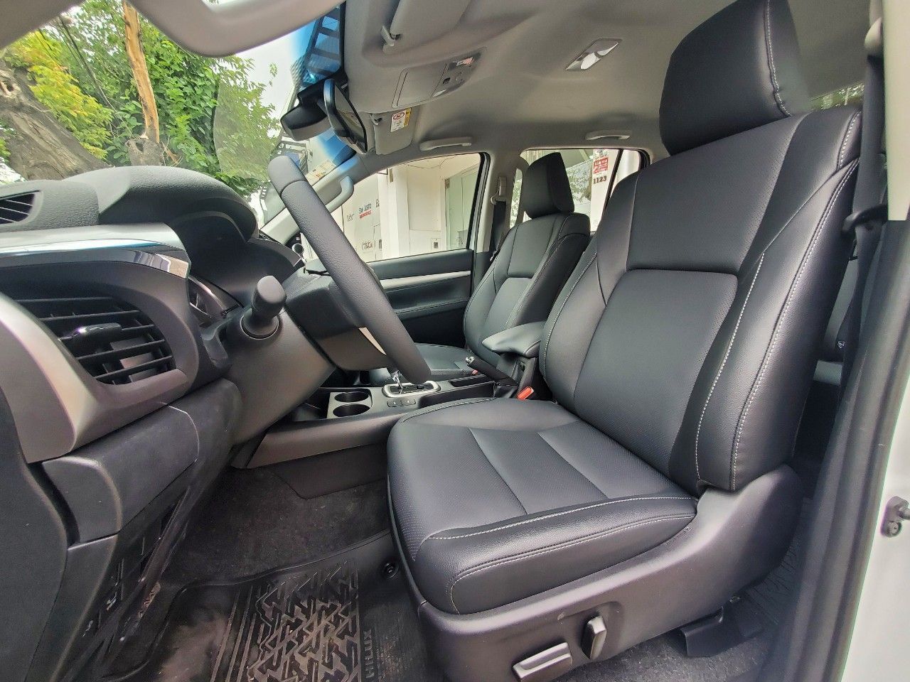 Toyota Hilux Nueva en Mendoza, deRuedas