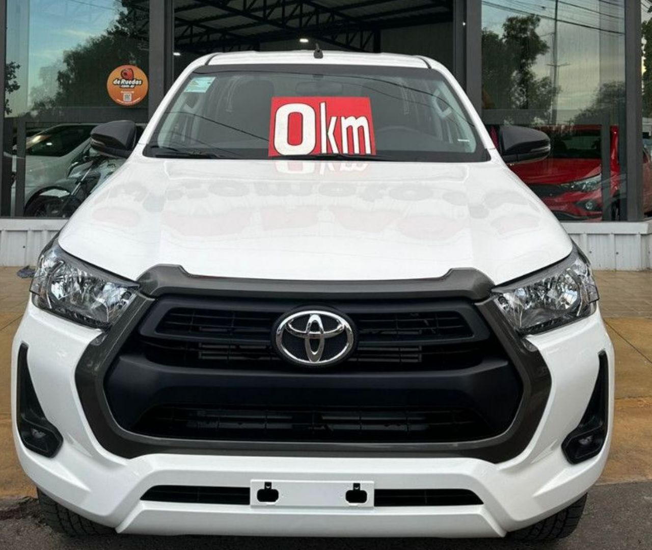 Toyota Hilux Nueva en San Juan, deRuedas