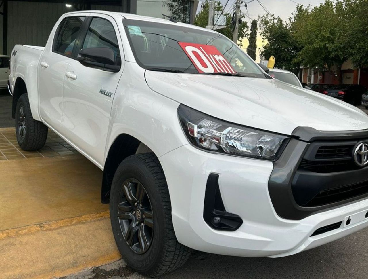 Toyota Hilux Nueva en San Juan, deRuedas