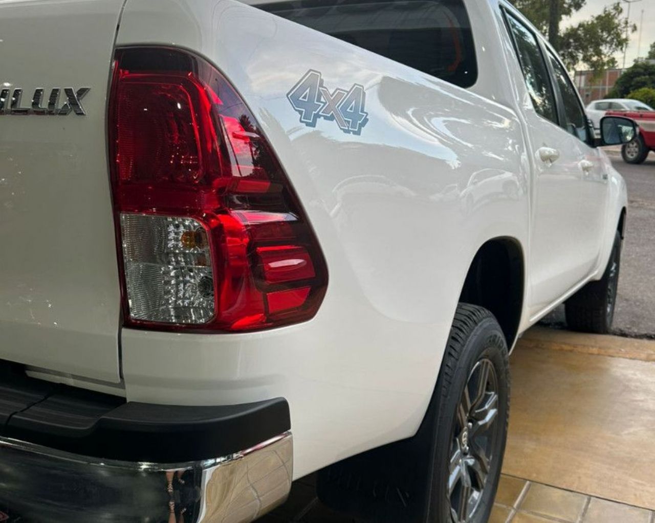 Toyota Hilux Nueva en San Juan, deRuedas