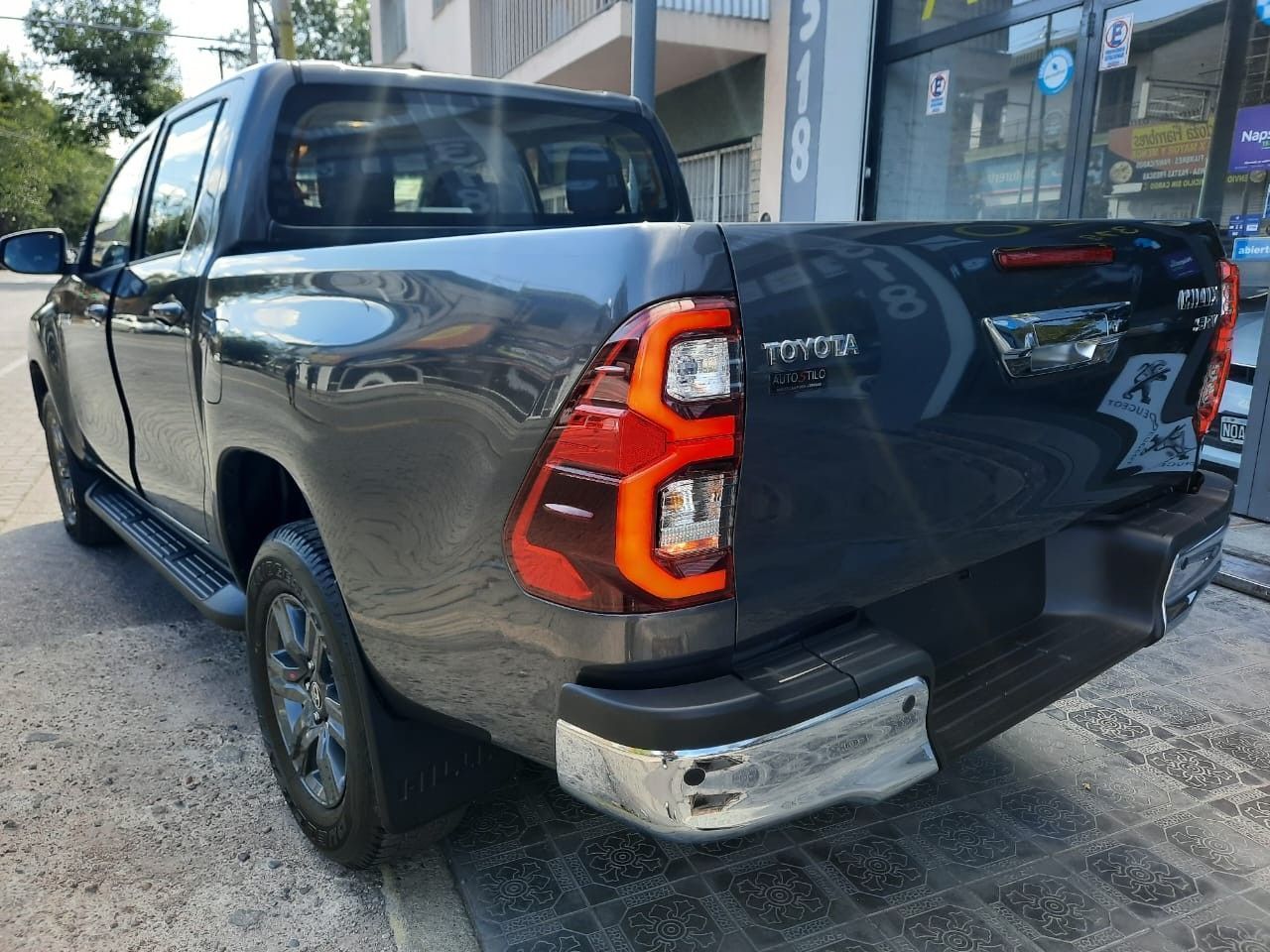 Toyota Hilux Nueva Financiado en Mendoza, deRuedas