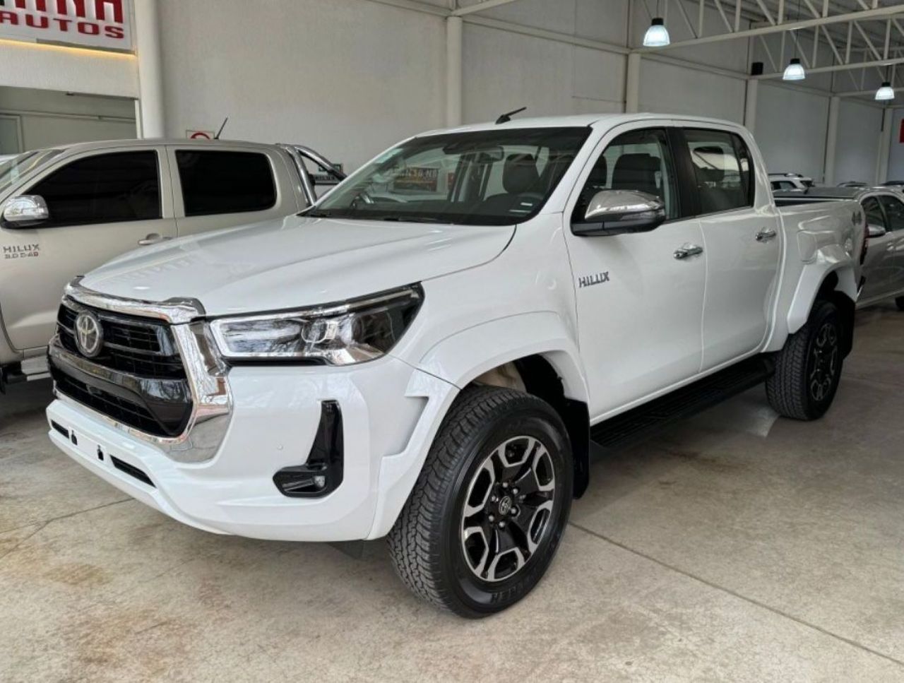 Toyota Hilux Nueva Financiado en Mendoza, deRuedas