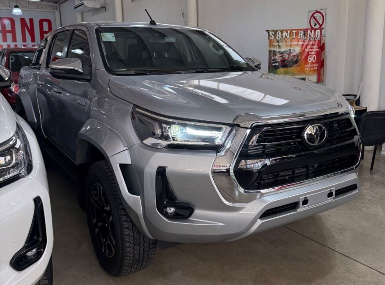 Toyota Hilux Nueva Financiado en Mendoza, deRuedas