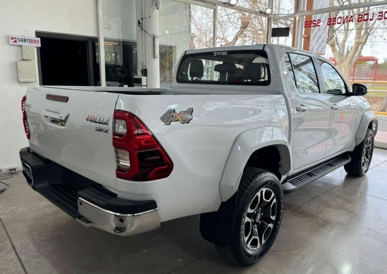 Toyota Hilux Nueva Financiado en Mendoza, deRuedas