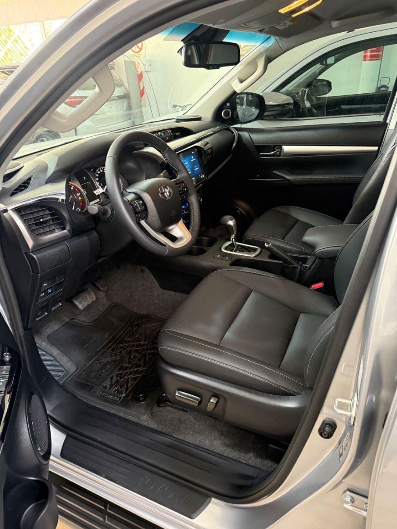 Toyota Hilux Nueva Financiado en Mendoza, deRuedas