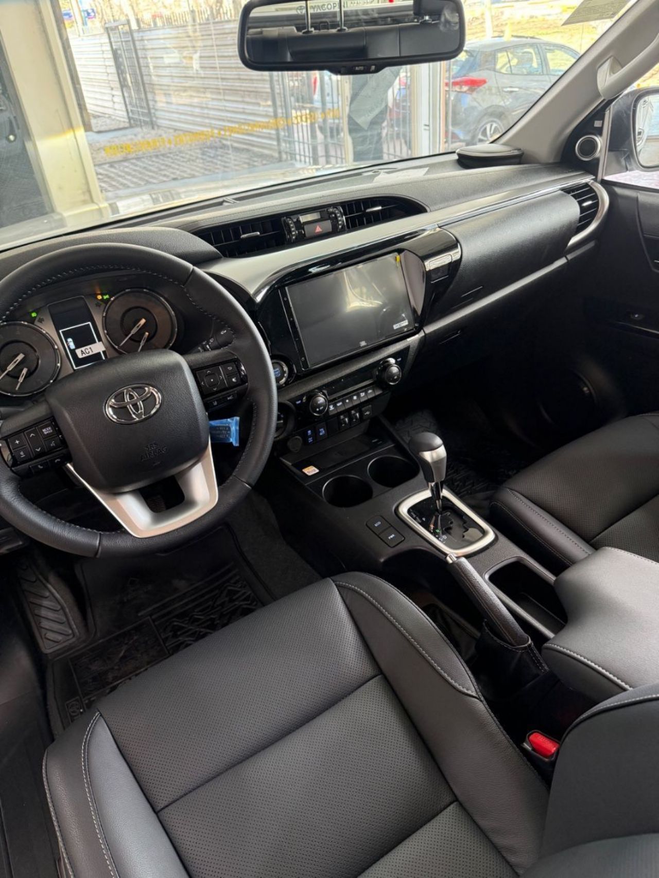 Toyota Hilux Nueva Financiado en Mendoza, deRuedas