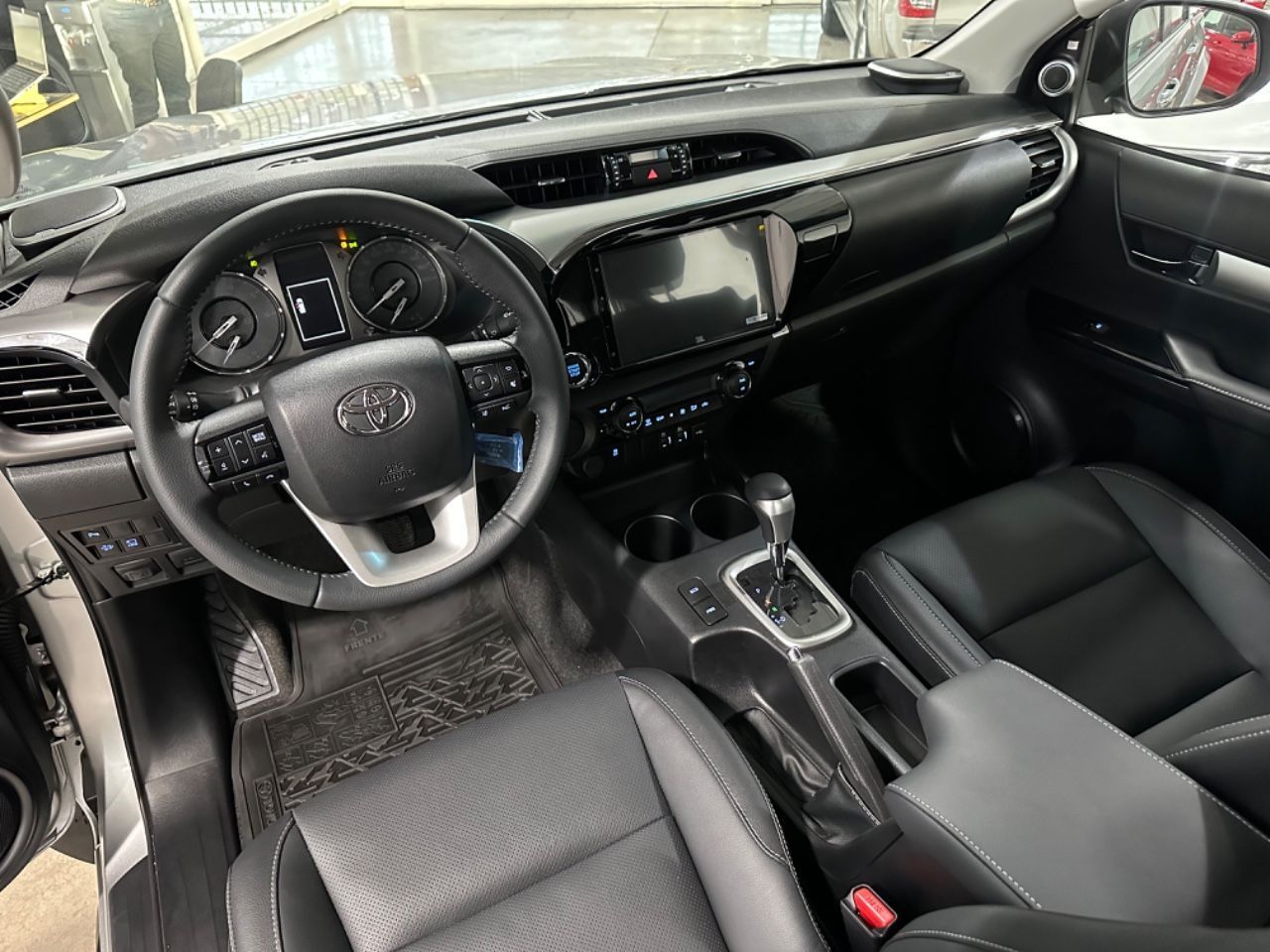 Toyota Hilux Nueva Financiado en Mendoza, deRuedas