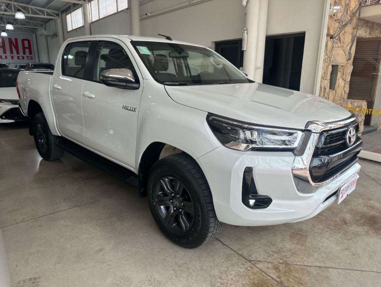 Toyota Hilux Nueva Financiado en Mendoza, deRuedas