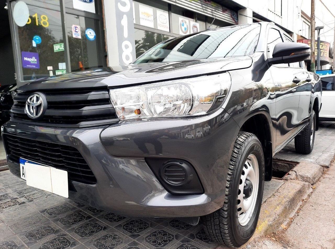 Toyota Hilux Nueva Financiado en Mendoza, deRuedas