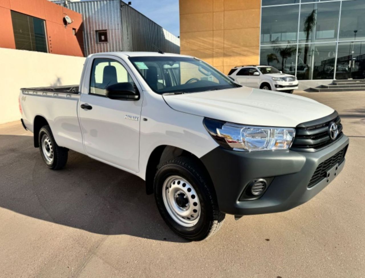 Toyota Hilux Nueva en Mendoza, deRuedas