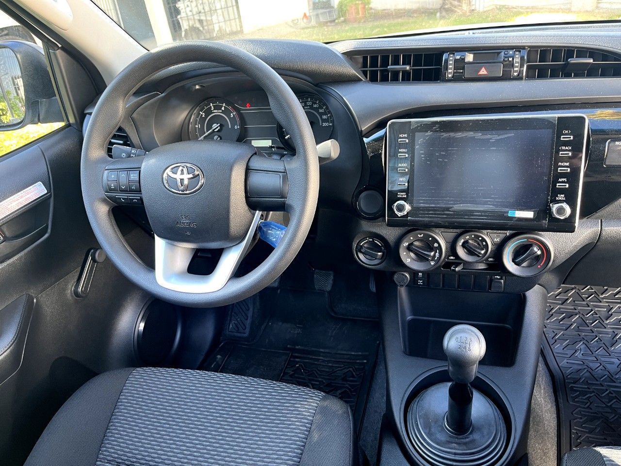 Toyota Hilux Nueva en Mendoza, deRuedas