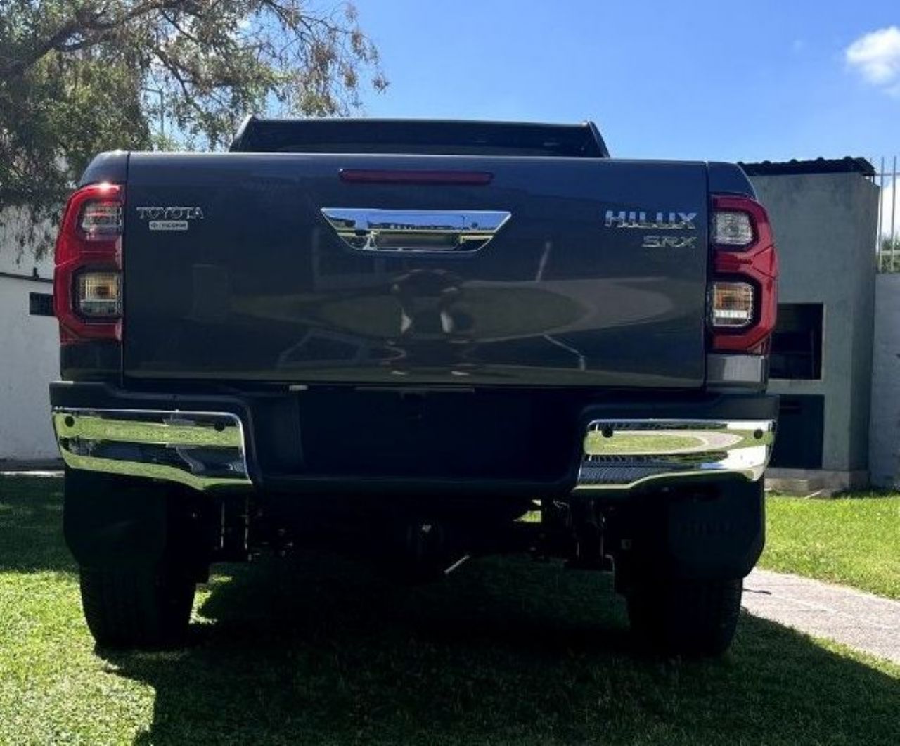 Toyota Hilux Nueva en Mendoza, deRuedas