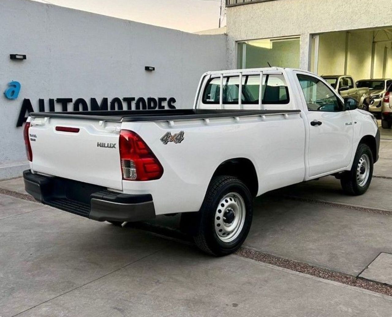 Toyota Hilux Nueva en Mendoza, deRuedas