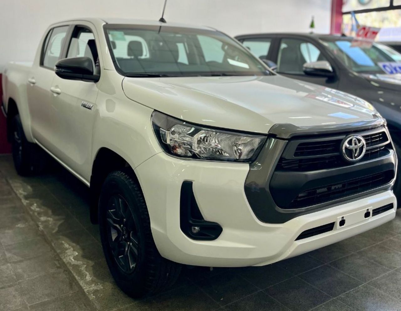 Toyota Hilux Nueva Financiado en Mendoza, deRuedas