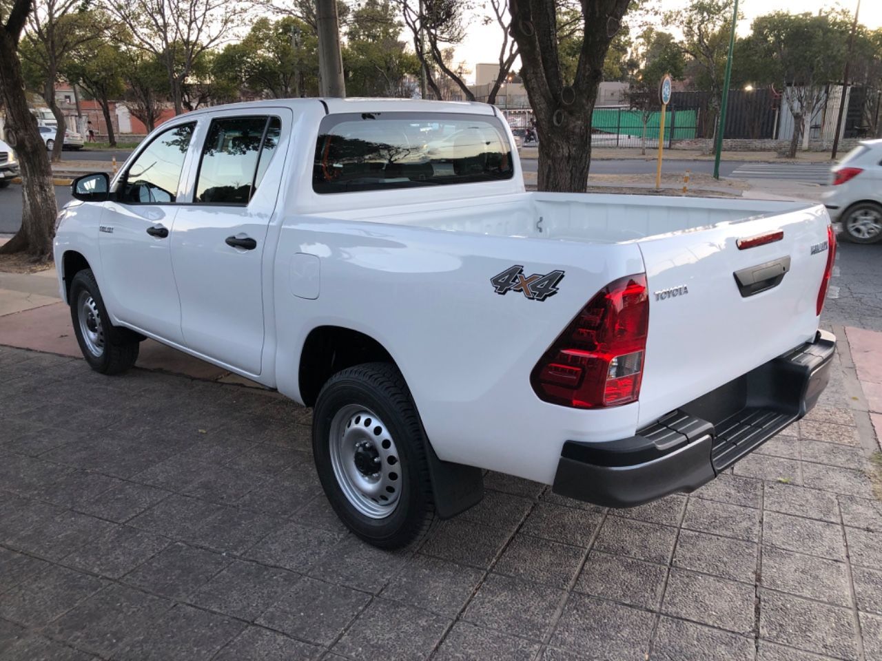 Toyota Hilux Nueva en Salta, deRuedas