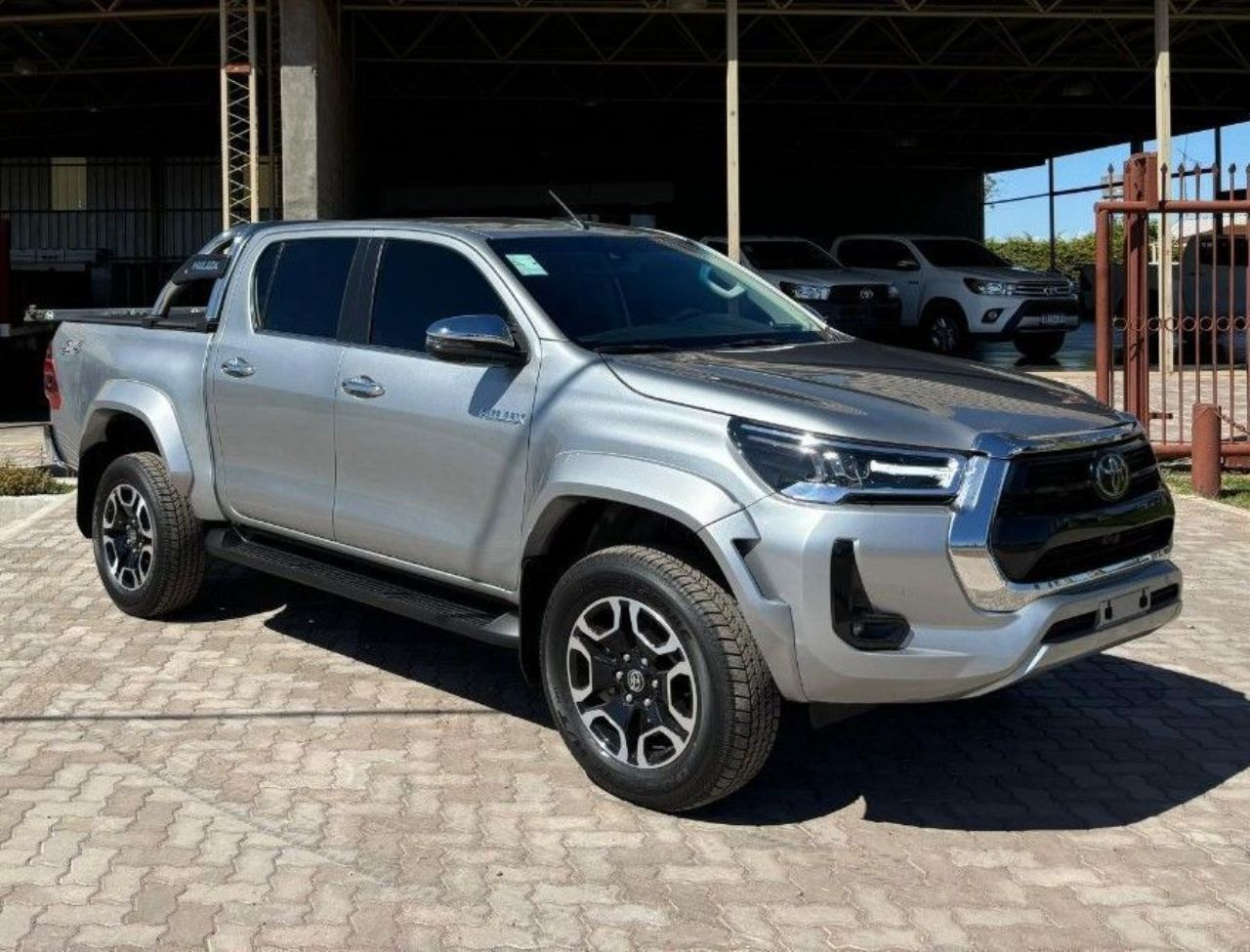 Toyota Hilux Nueva en Mendoza, deRuedas